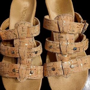 Vionic Size 6 Sandals